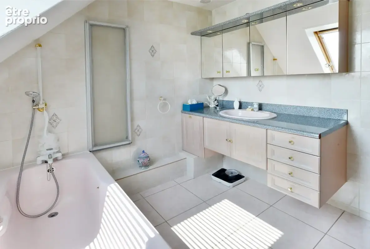 Maison 5 pièces 92 m² à vendre à Crosne (91560) - photo 6