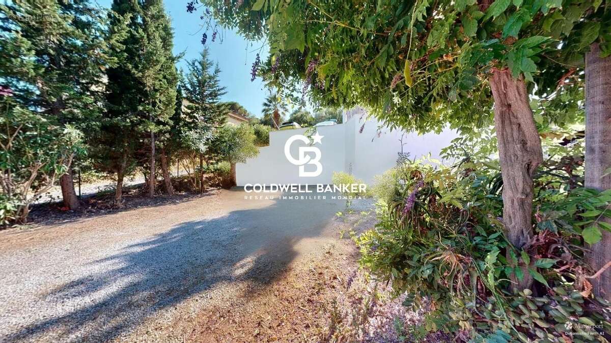 Un Bien Rare à Réinventer : Volumes Bourgeois & Jardin Privatif - photo 19