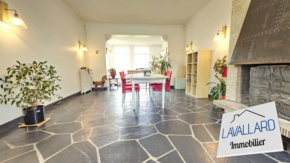 Maison à VILLERS-BOCAGE