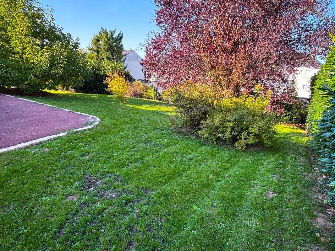 Maison à NEUILLE-PONT-PIERRE