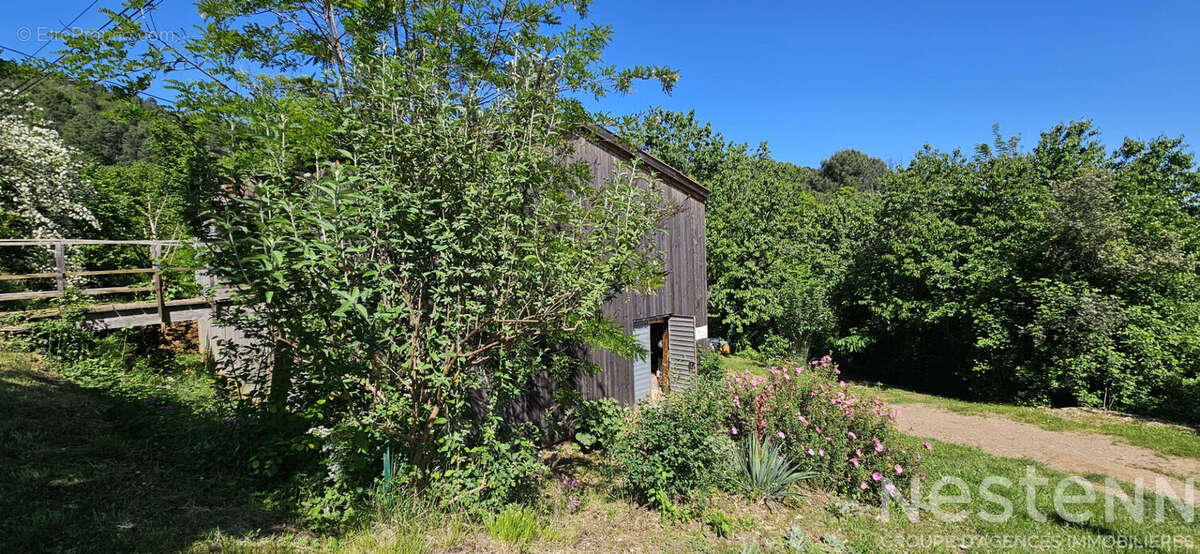 Propriété en pierres dépendances, hangar, terrain, vergers, vue magnifique à saint Cécile d'andorge - photo 11