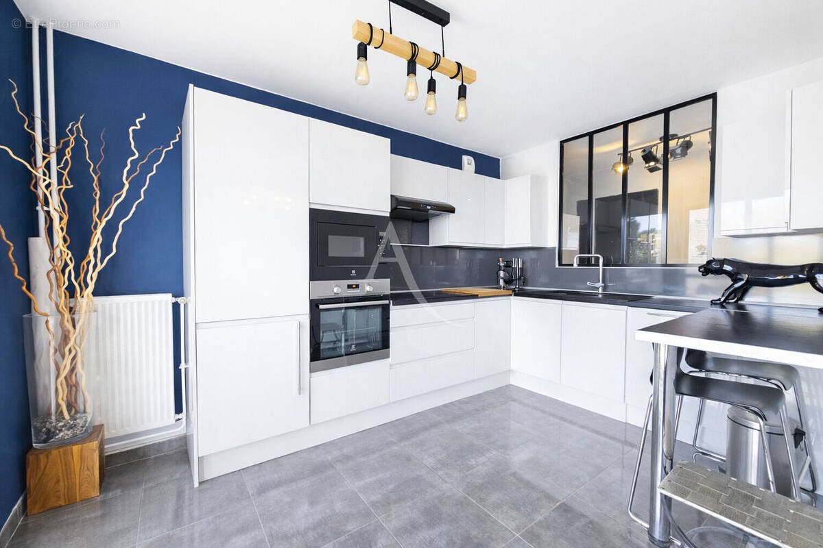 Appartement à LES ULIS