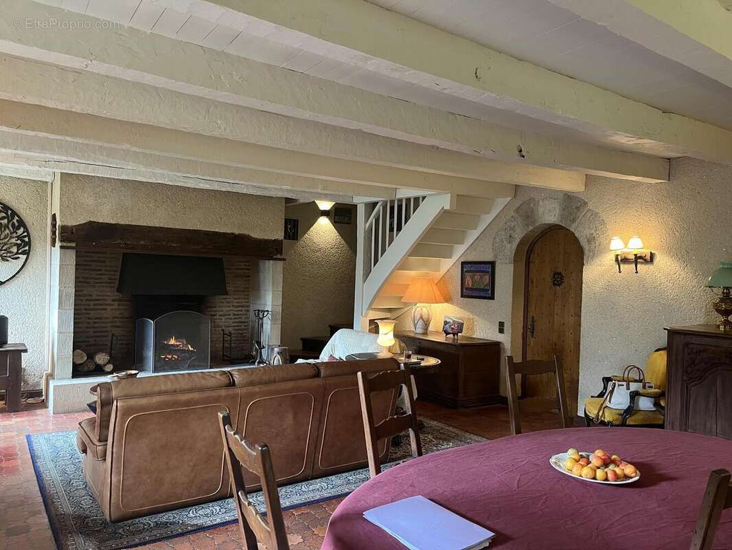 Pièce à vivre - Maison à FIGEAC