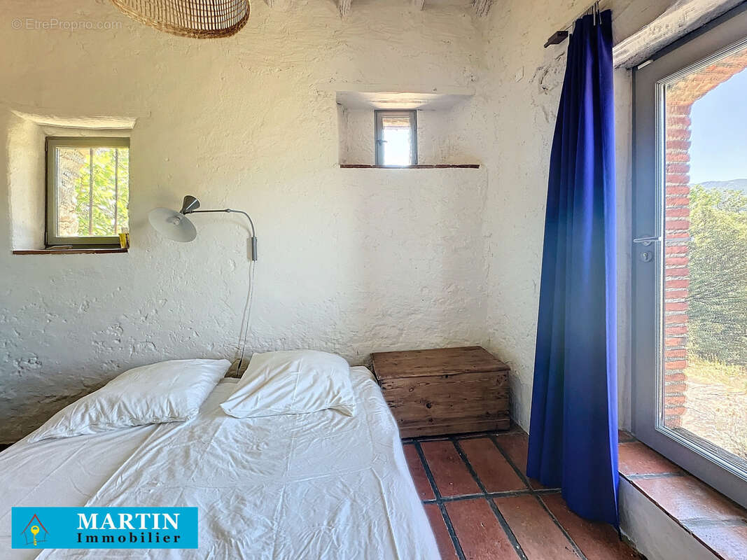 Maison à CALMEILLES