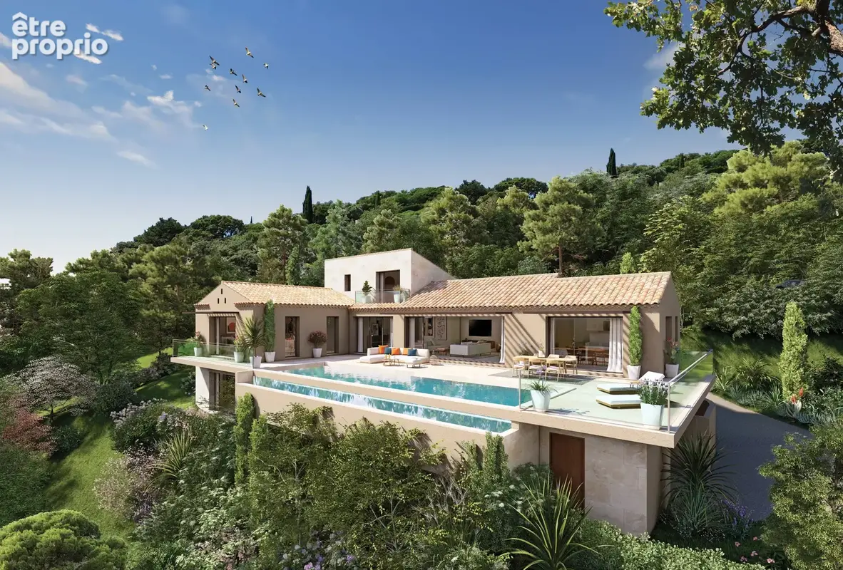 Photo Terrain à Roquebrune-Sur-Argens au prix de 900 000€