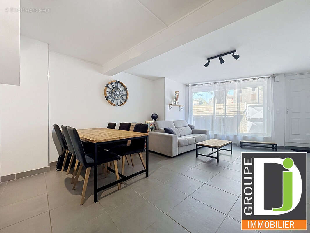 Appartement à ETOILE-SUR-RHONE