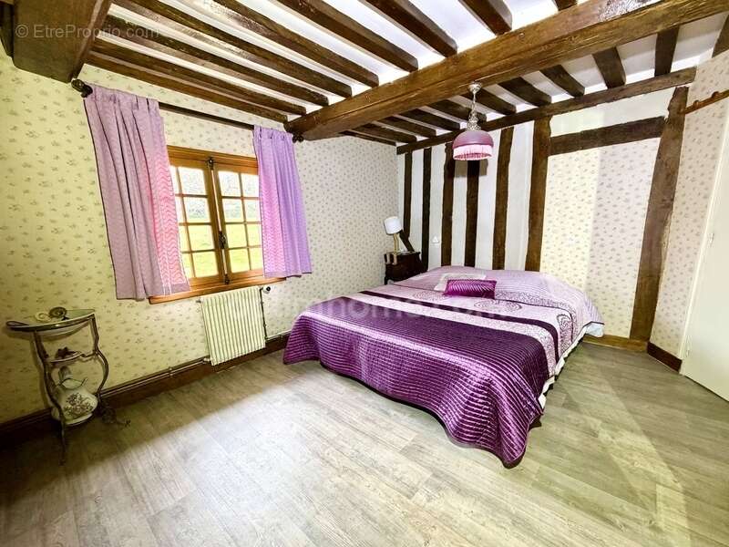 Maison à SAINT-PIERRE-SUR-DIVES