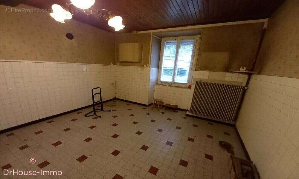 Maison à LA COTE-SAINT-ANDRE