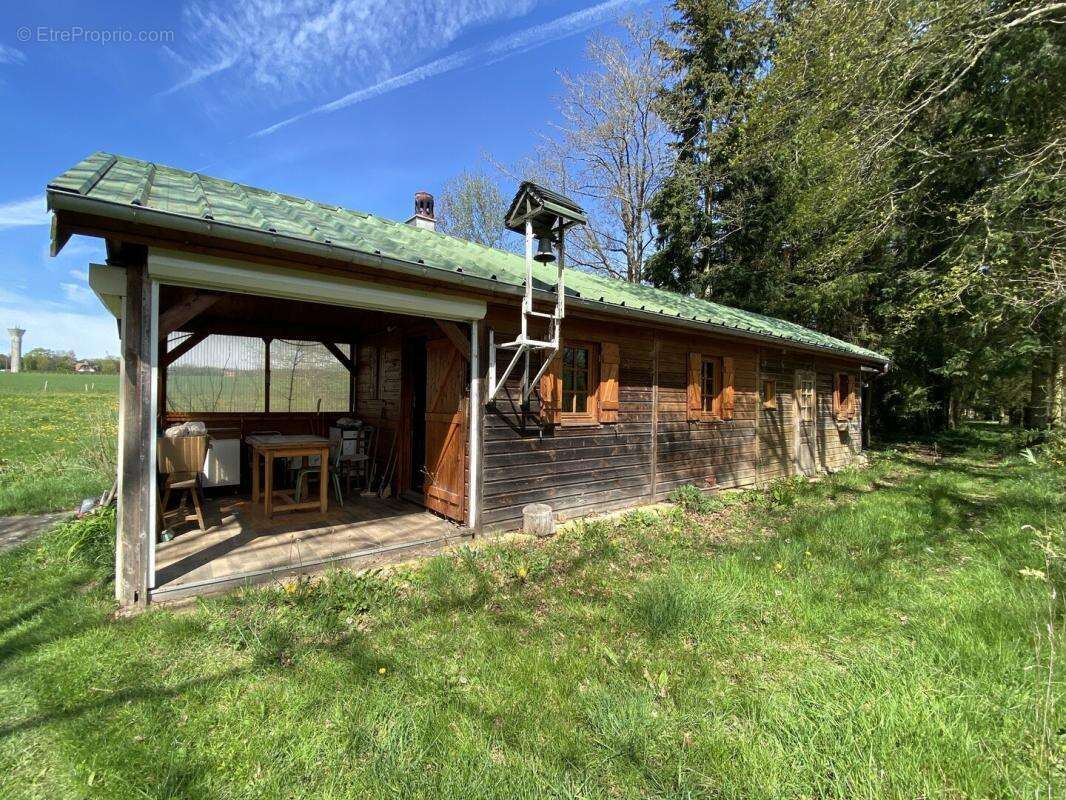 Terrain à VERNEUIL-SUR-AVRE