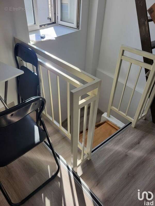 Photo 7 - Commerce à SARCELLES