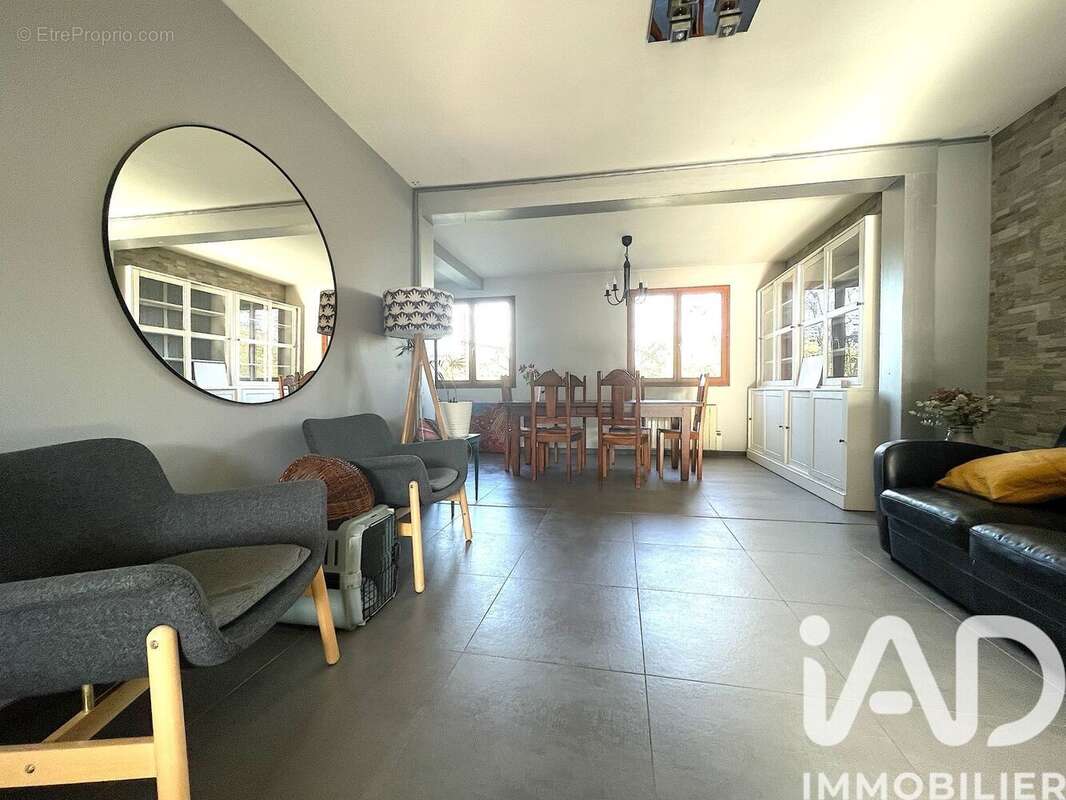 Photo 9 - Maison à RIS-ORANGIS