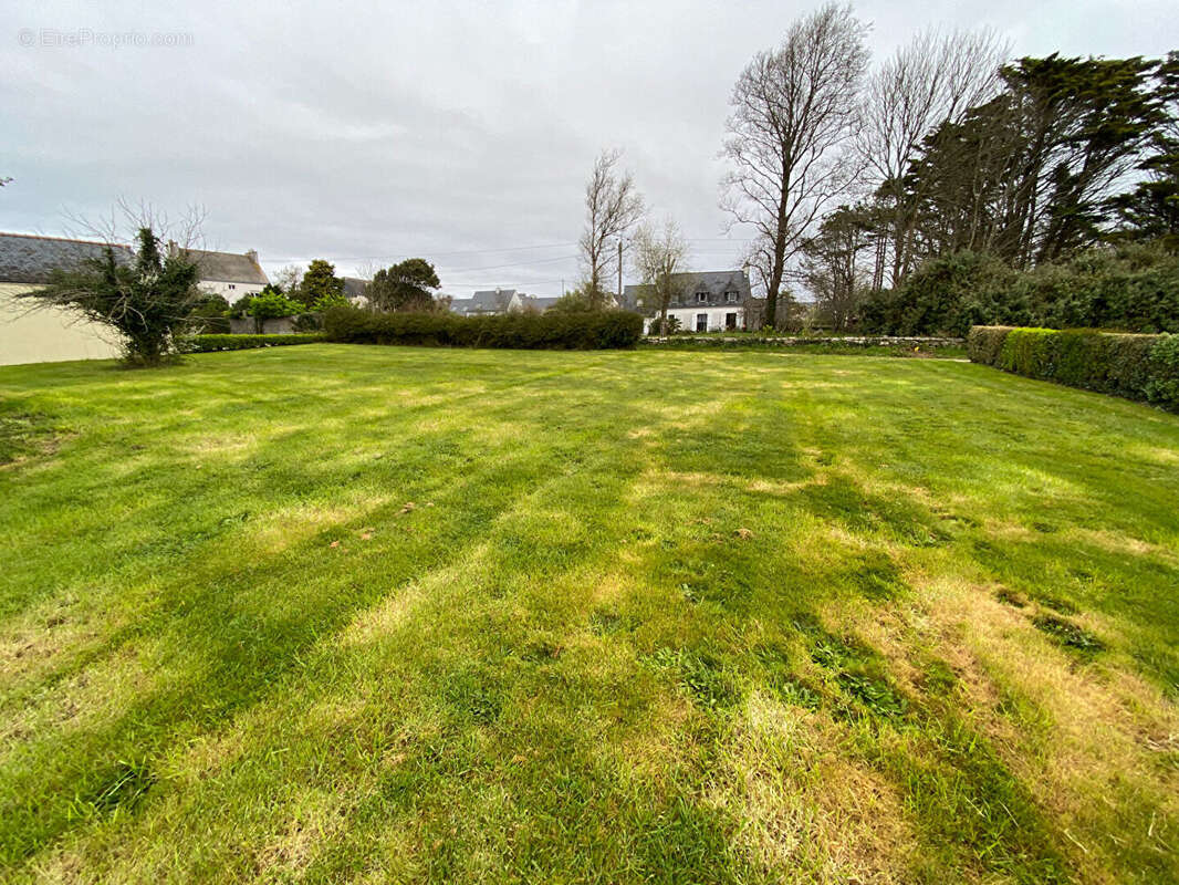 Terrain à PLOZEVET