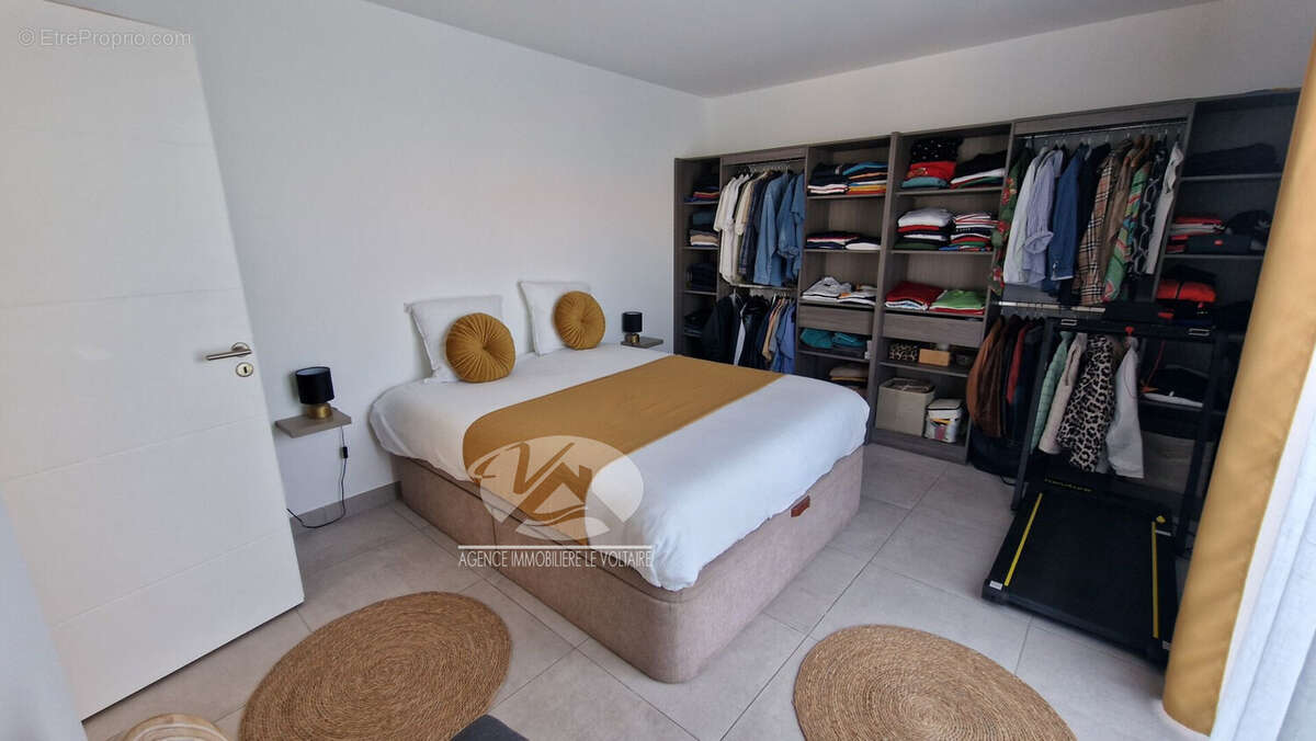 Maison à NISSAN-LEZ-ENSERUNE