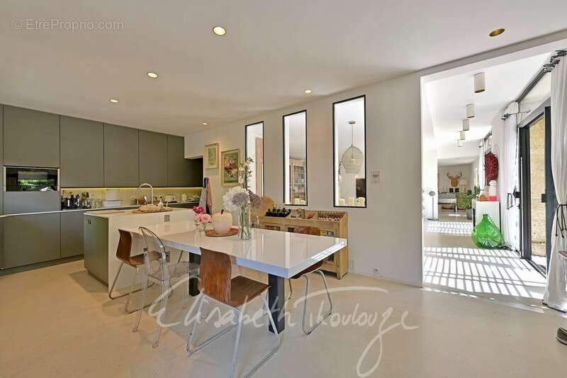 Maison à vendre 6 pièces, entre montpellier et  nimes de montpellier (34) - photo 5
