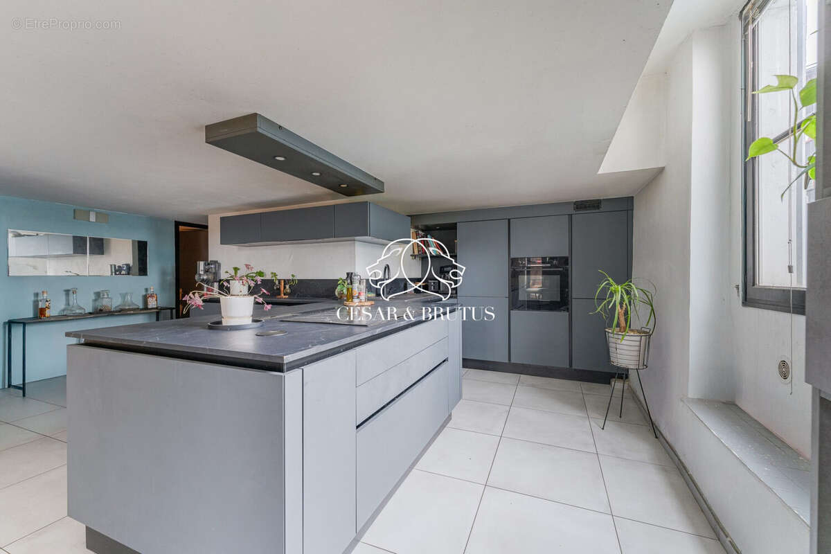 Appartement à LYON-9E