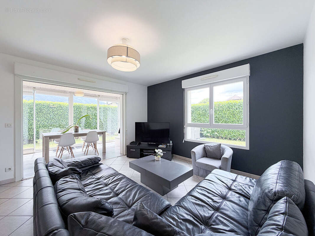 Appartement à SAINT-PIERRE-EN-FAUCIGNY