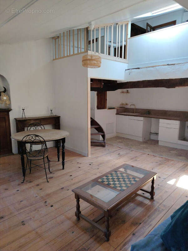 Coeur de Cotignac   :  NOUVEAU : Superbe rénovation pour ce duplex  2 pièce(s) 70m2 avec cave - photo 6
