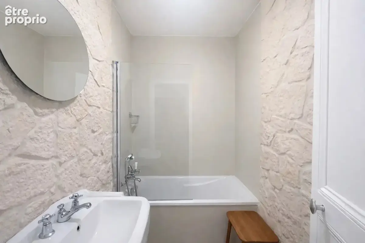 Paris 9ᵉ – Rue Condorcet – Appartement rénové - photo 9