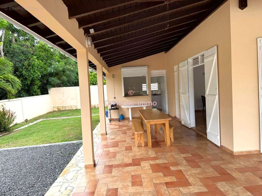 Maison à SAINT-FRANCOIS