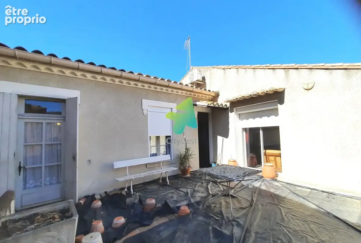 Maison a renover avec remises et cour, terrasses - photo 2