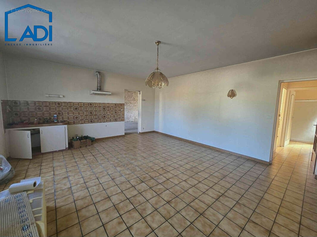 À vendre, Saint-Maixent-l'École ! - photo 6