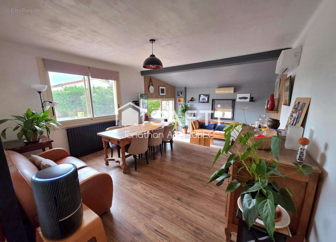 Maison 90 m² à Chateau-Arnoux-Saint-Auban  - photo 6