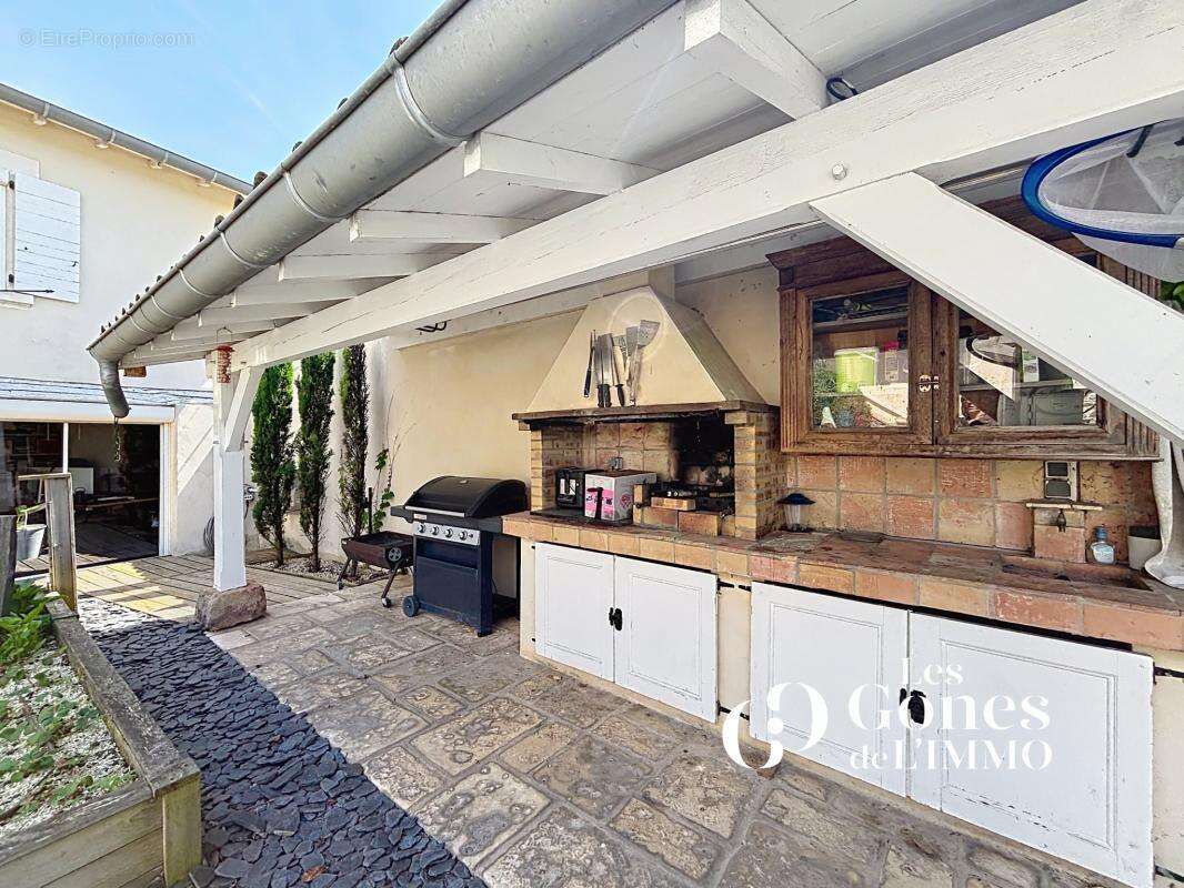 Maison à BRINDAS
