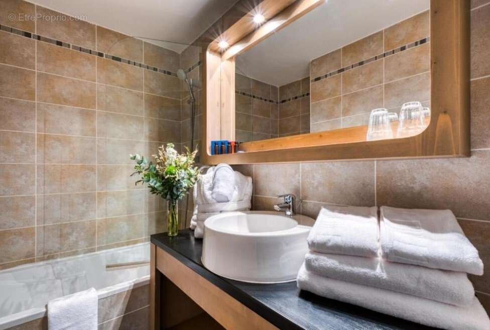 INVESTISSEMENT LOCATIF  Megève  Résidence de tourisme Mamie Megève - 4.14% de rentabilité - photo 7