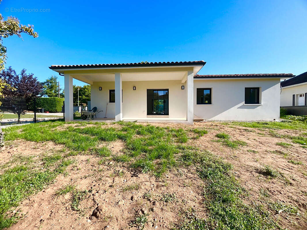 Villeneuve-sur-Lot, maison neuve contemporaine (RT 2020) de plain pied - photo 2