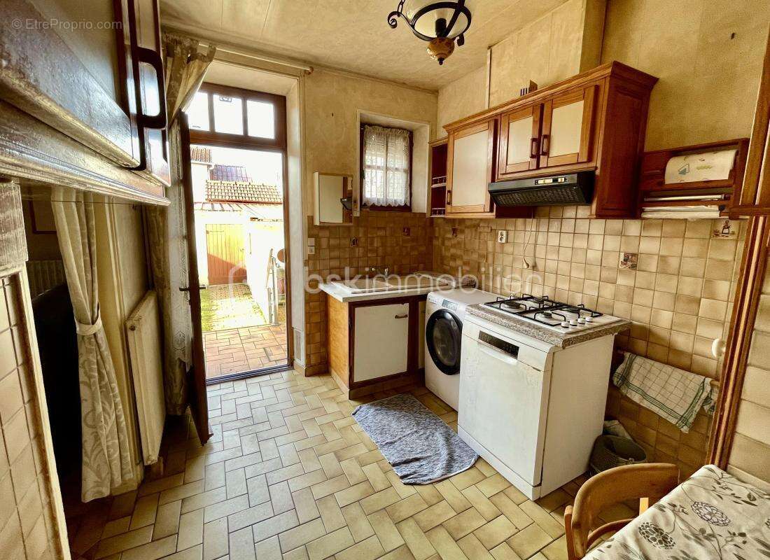 Maison à DAMMARIE-LES-LYS