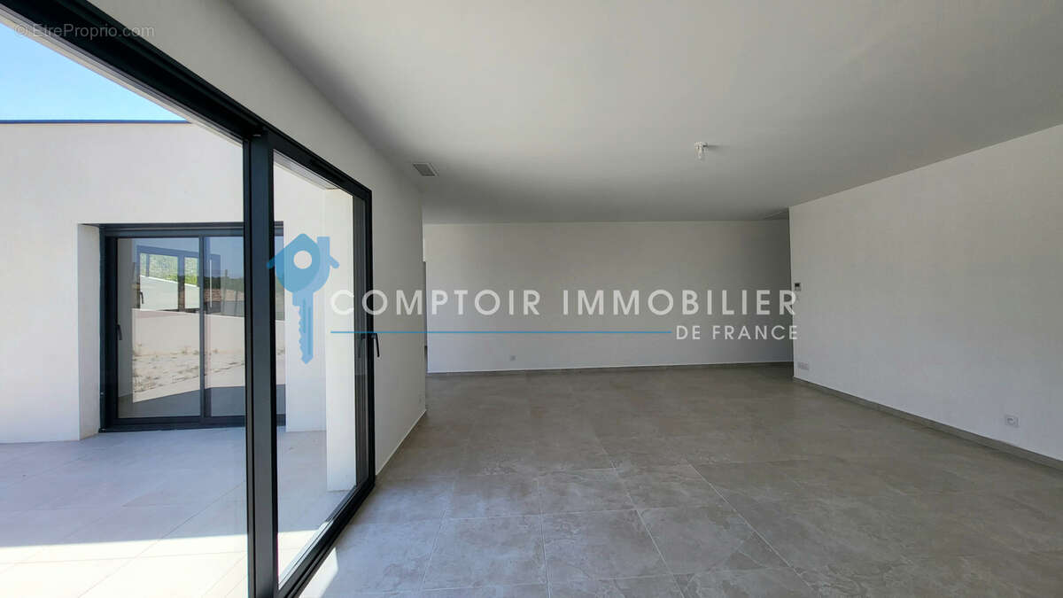 Maison à NIMES
