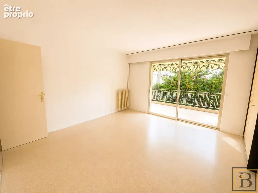 Résidence sécurisée - vaste 5 pièces de 140 m2 avec terrasse 40 m2 - photo 18