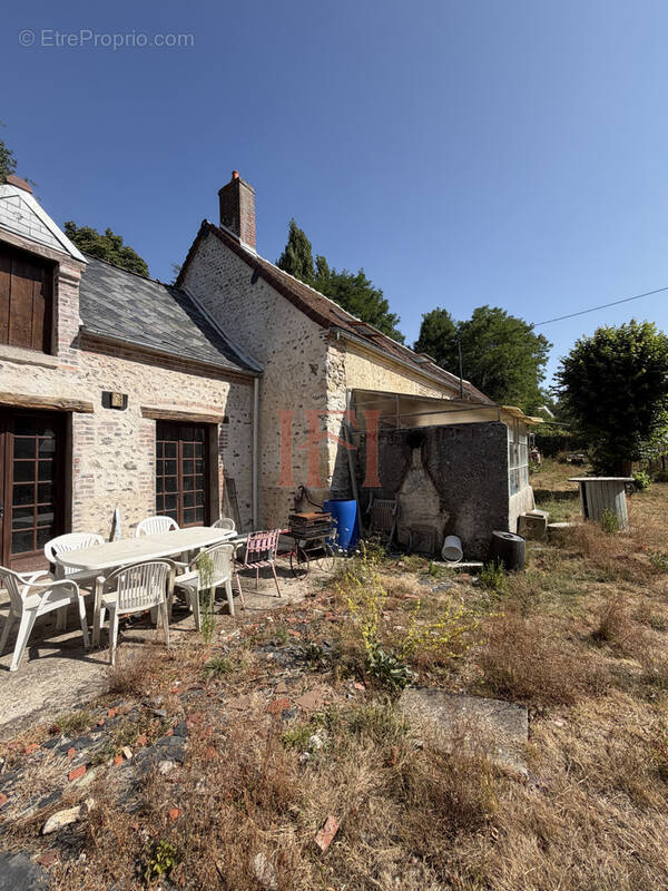 Maison à CLOYES-SUR-LE-LOIR
