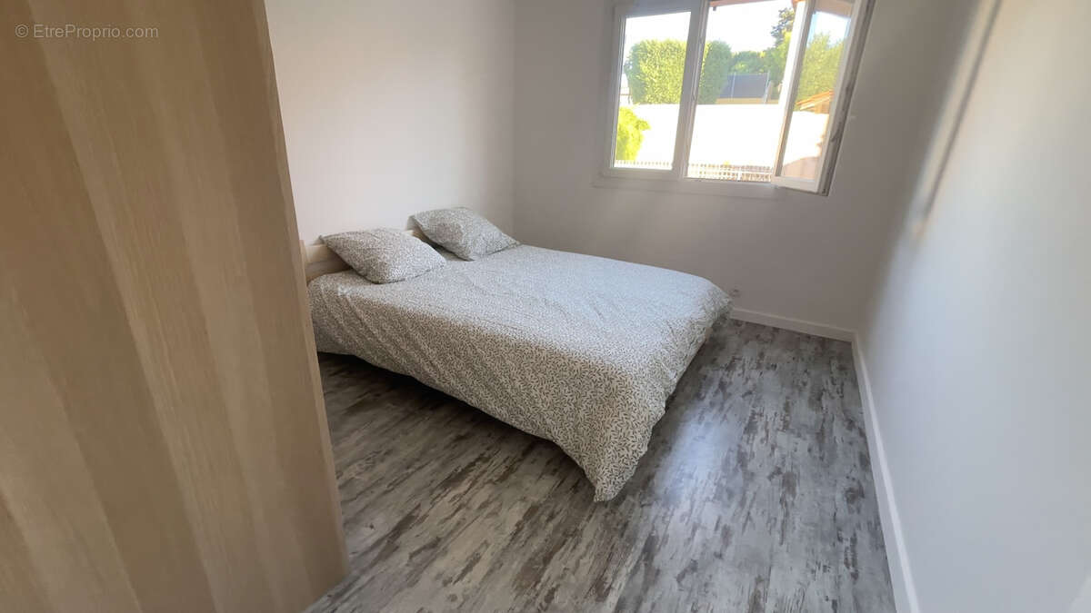 Appartement à SIX-FOURS-LES-PLAGES