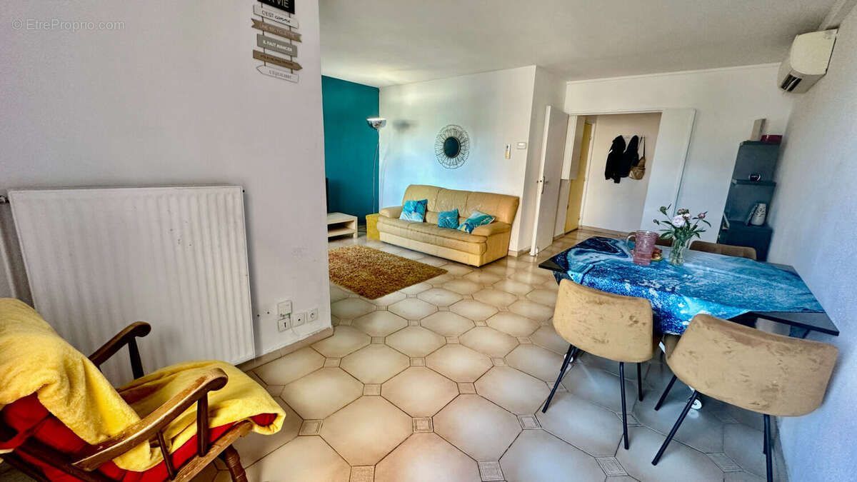 Appartement à VALBONNE