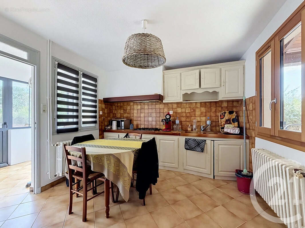 Maison 135 m² à Albias  - photo 2