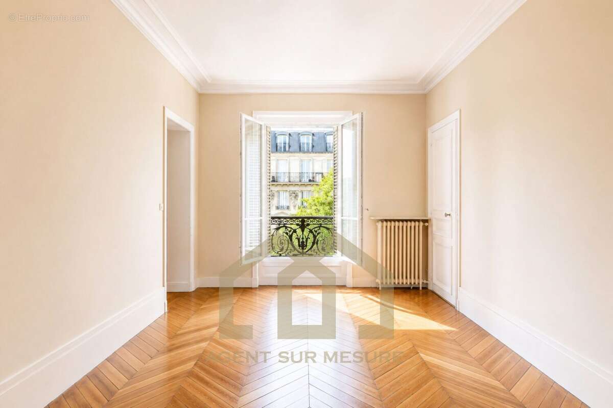 Appartement à PARIS-5E