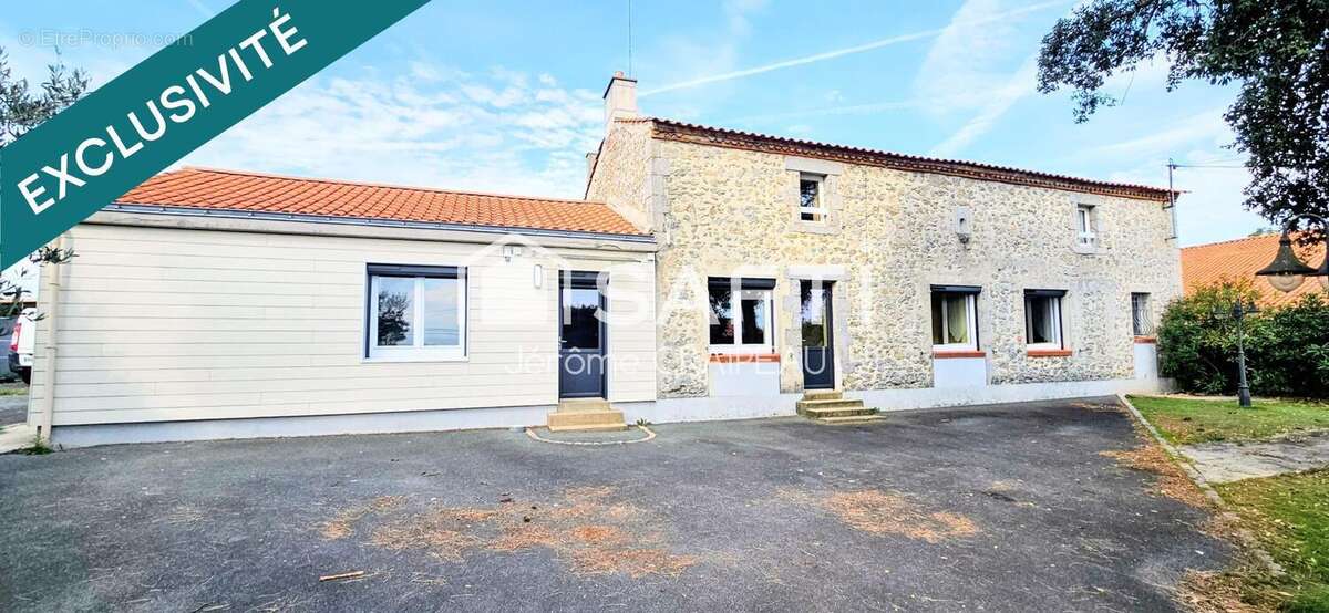 Photo 2 - Maison à SAINT-AVAUGOURD-DES-LANDES