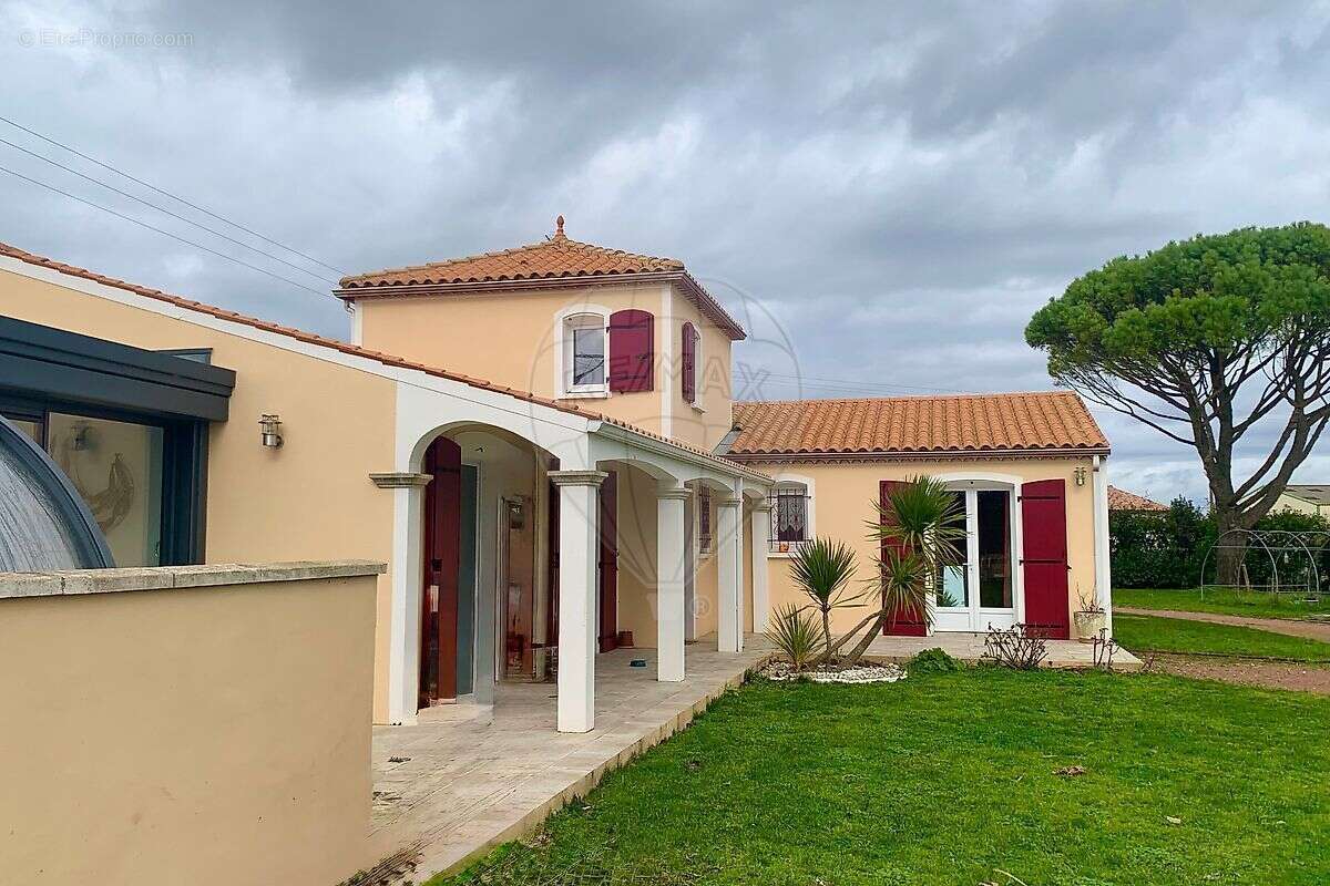 Maison à LE GUA