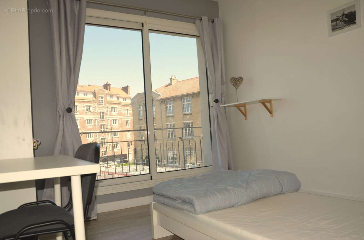 Le havre coeur de ville notre dame vente residence etudiante  10 chambres meublees avec balcon - photo 5