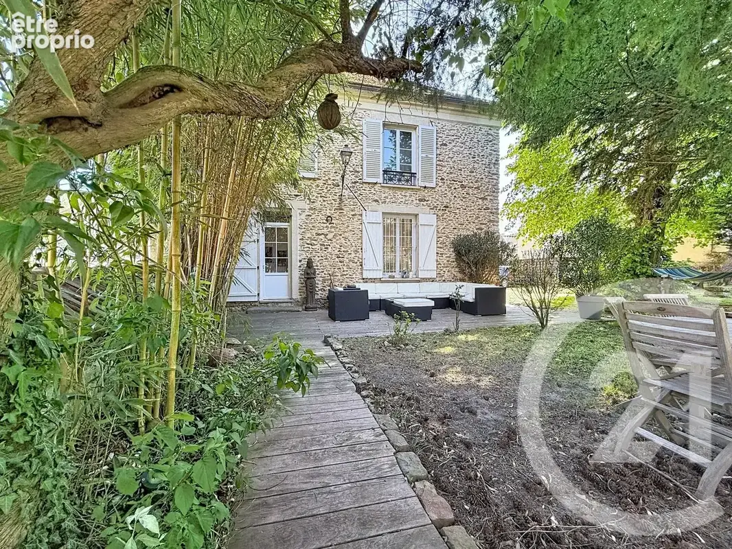 Maison 7 pièces 244 m² à vendre à Fontenailles (77370) - photo 24
