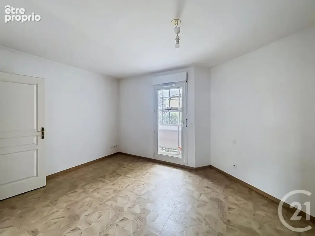 Appartement 4 pièces 96 m² à vendre à Rambouillet (78120) - photo 8