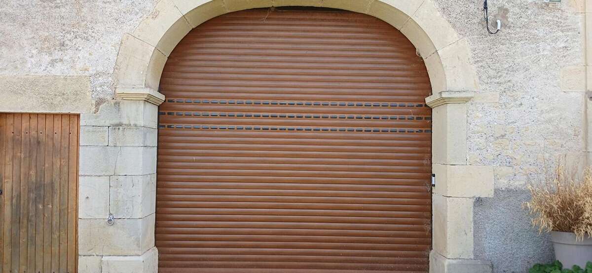 Maison à ANCHENONCOURT-ET-CHAZEL