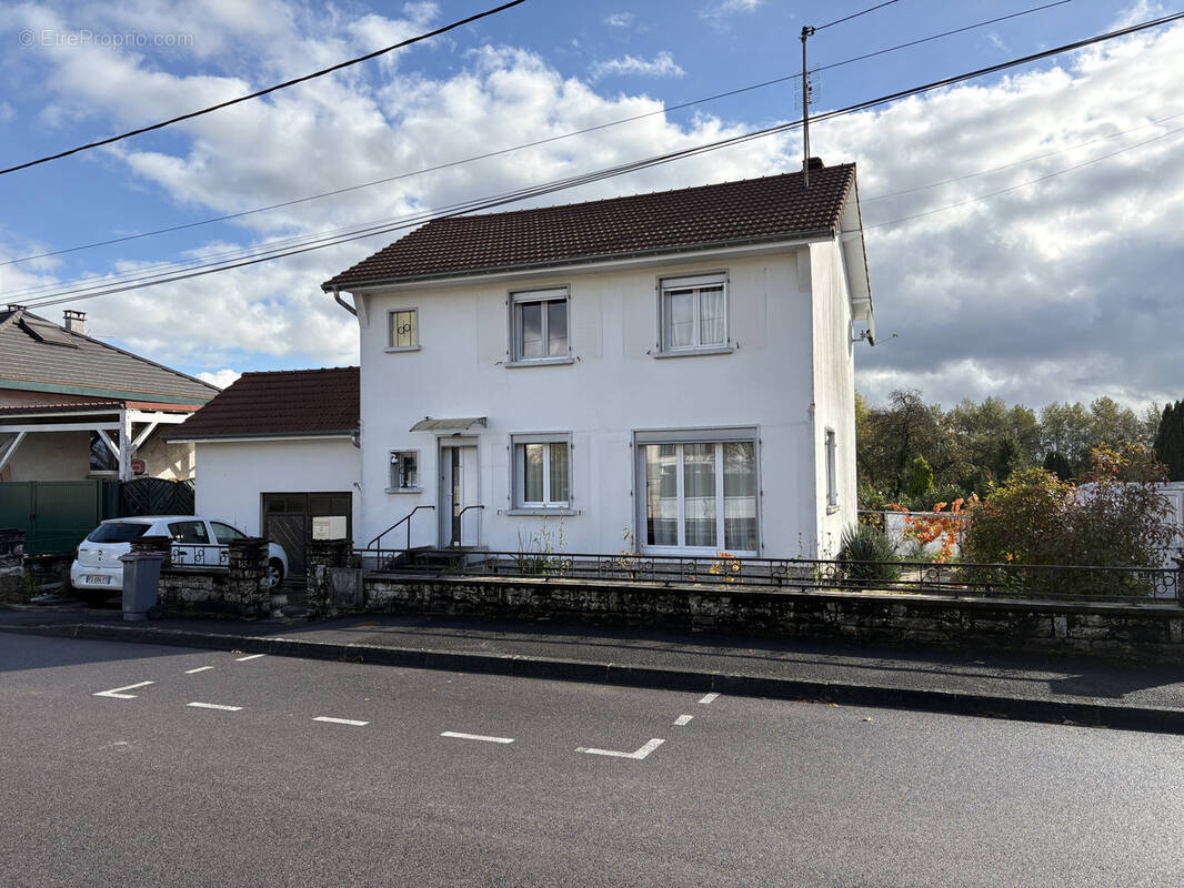 Maison à LUXEUIL-LES-BAINS