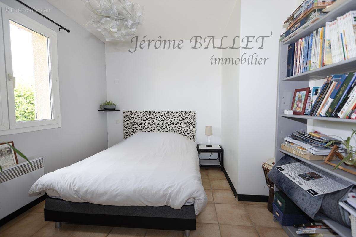 Maison 146 m² à Realmont  - photo 14