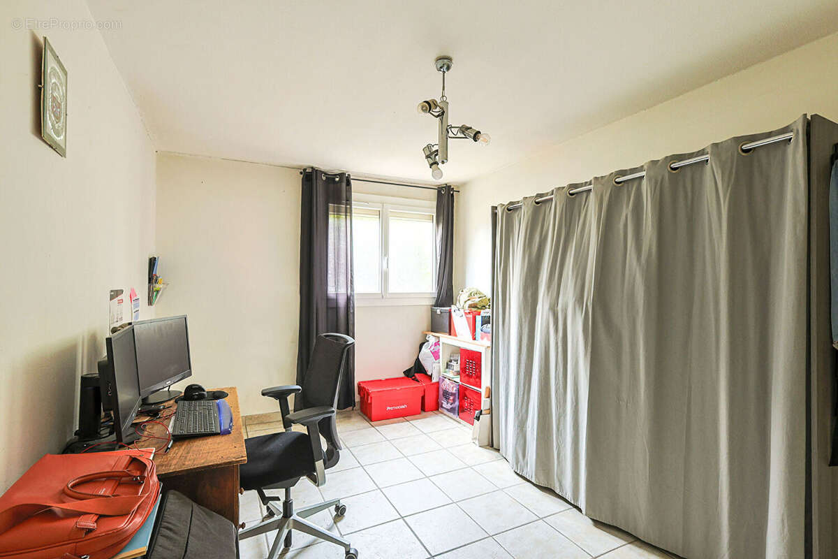 Appartement à MARSEILLE-13E