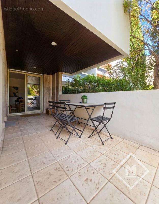 Appartement à MARSEILLE-8E