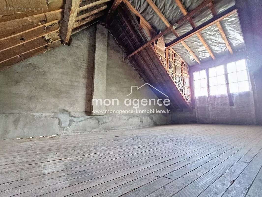 Maison à LES AUTHIEUX-SUR-LE-PORT-SAINT-OUEN