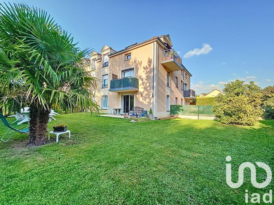 Photo 1 - Appartement à BRIE-COMTE-ROBERT