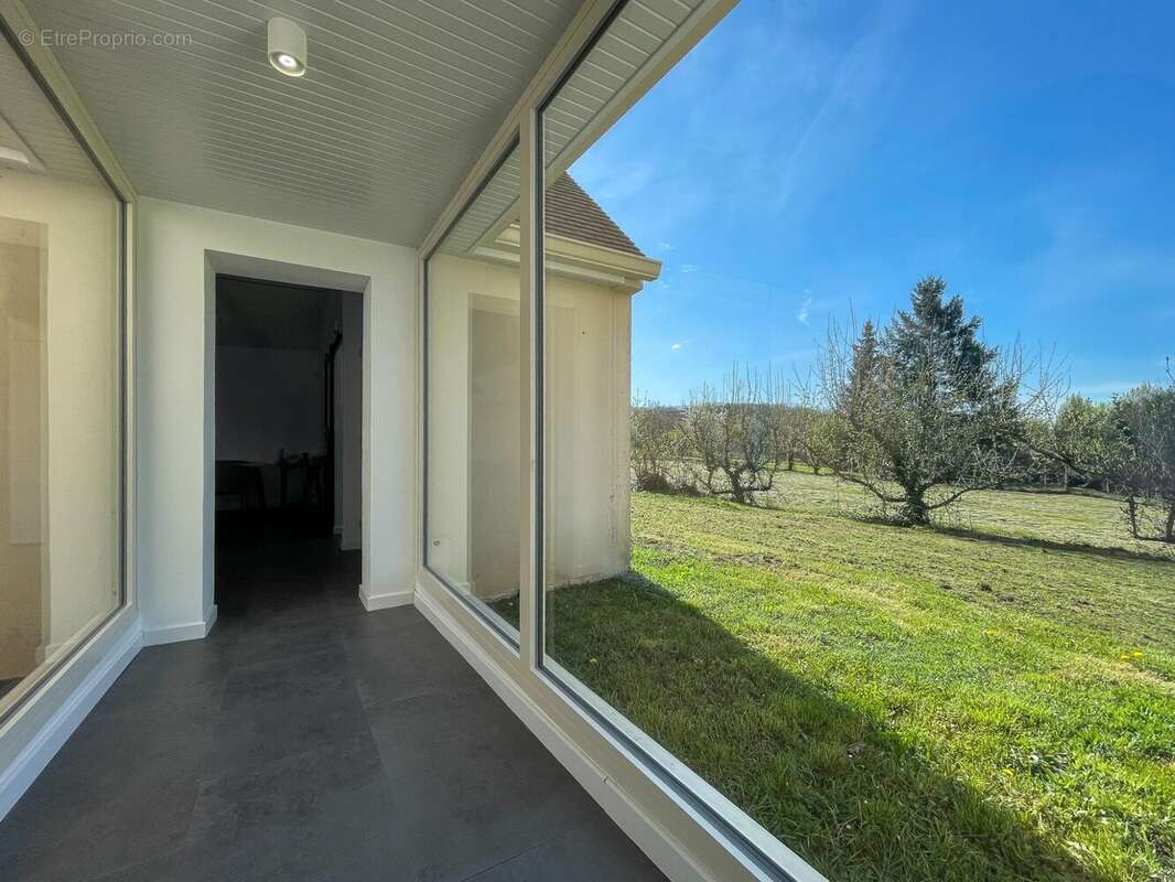 Maison à BRIIS-SOUS-FORGES